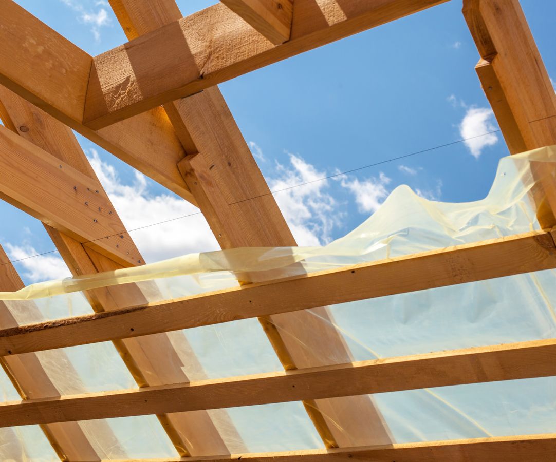 Dachstuhl aus Holz